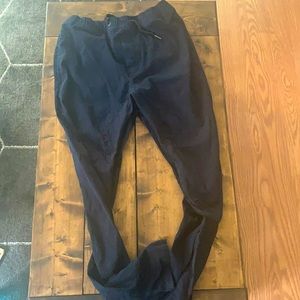 Men’s joggers